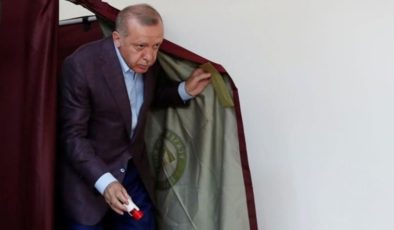 Kübra Par: AK Parti, 2023 seçimleri ile tıpkı gün referandum mümkünlüğünü düşünüyor