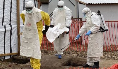 Uganda’da ebola nedeniyle sokağa çıkma yasağı ilan edildi