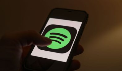 Spotify abonelik fiyatlarını yükseltti