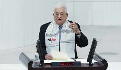 Filistin, İsrail’den Filistin Devlet Başkanı Abbas’ın Gazze’ye geçişi için izin istedi